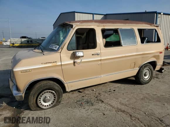 1984 Ford Econoline Cargo with VIN 1FMDE11F6EHA00696, listed as a Copart auction lot 42339305 with 40,518 mi miles and Salvage title. Bid and sale history available at DreamBid. Image 1.