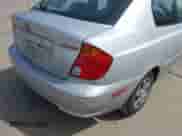 2005 Hyundai Accent GLS z VIN KMHCG35C65U332999, wystawiony jako IAAI lot #42097932 z przebiegiem 225 593 mil mil oraz . Historia ofert i sprzedaży dostępna na DreamBid. Obrazek 6.