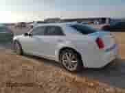 2017 Chrysler 300 C с VIN 2C3CCAKG4HH591336, выставлен на аукционе Copart как лот 64665925 с пробегом 101 512 миль миль и Списание • Salvage title. История ставок и продаж доступна на DreamBid. Изображение 2.