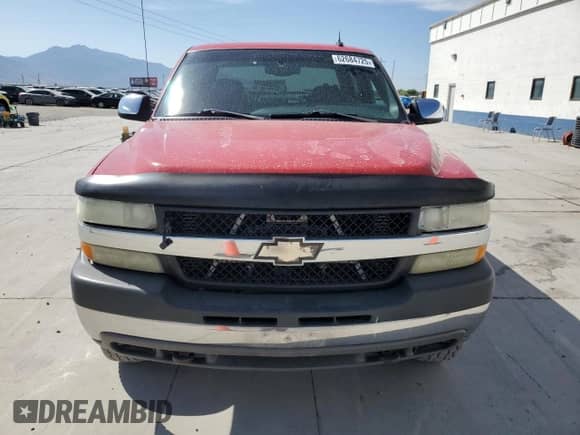 2002 Chevrolet Silverado 2500HD LS z VIN 1GCHK23102F240257, wystawiony jako Copart lot #62684725 z przebiegiem 277 976 mil mil oraz Czysty tytuł • Clean title. Historia ofert i sprzedaży dostępna na DreamBid. Obrazek 5.