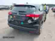 2022 Honda HR-V LX z VIN 3CZRU6H34NM741280, wystawiony jako IAAI lot #42678574 z przebiegiem 27 816 mil mil oraz . Historia ofert i sprzedaży dostępna na DreamBid. Obrazek 4.