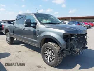 2019 Ford F-250 XL with VIN 1FT7W2BT4KEG71161, listed as a IAAI auction lot 42880397 with 155,884 mi miles and . Bid and sale history available at DreamBid. Image 1.