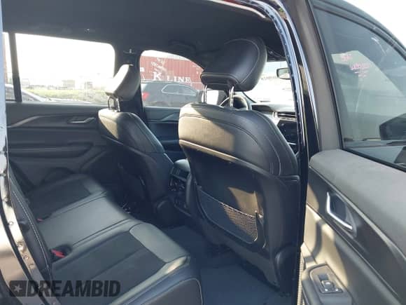 2023 Jeep Grand Cherokee Laredo с VIN 1C4RJHAG7PC608850, выставлен на аукционе IAAI как лот 42469018 с пробегом 18 672 миль миль и . История ставок и продаж доступна на DreamBid. Изображение 8.