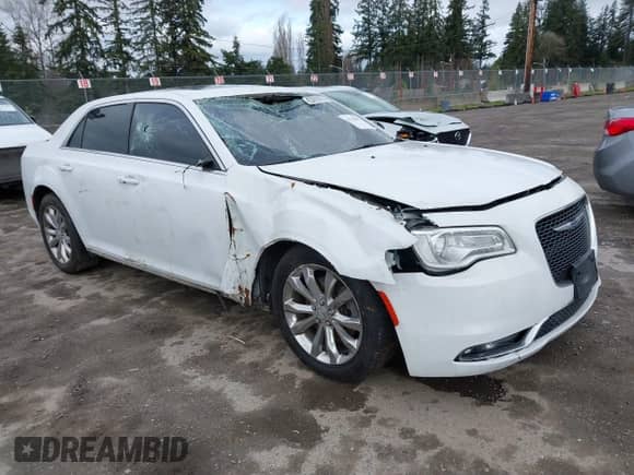 2016 Chrysler 300 Anniversary Edition с VIN 2C3CCARG1GH270827, выставлен на аукционе IAAI как лот 41765997 с пробегом 122 288 миль миль и . История ставок и продаж доступна на DreamBid. Изображение 1.