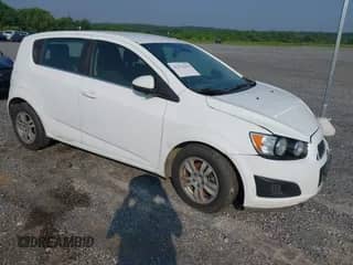 2013 Chevrolet Sonic LT с VIN 1G1JC6SH5D4219139, выставлен на аукционе IAAI как лот 41271259 с пробегом 120 442 миль миль и . История ставок и продаж доступна на DreamBid. Изображение 1.
