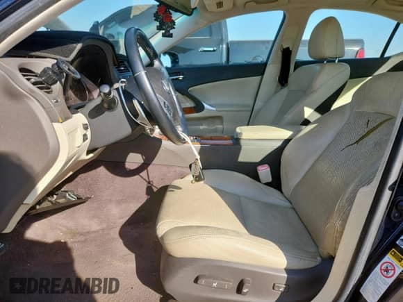 2009 Lexus IS 250 с VIN JTHBK262795096781, выставлен на аукционе Copart как лот 86554625 с пробегом 89 272 миль миль и Списание • Salvage title. История ставок и продаж доступна на DreamBid. Изображение 7.