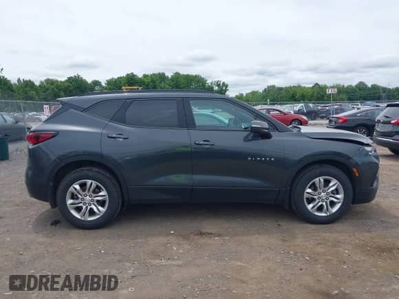 2020 Chevrolet Blazer LT с VIN 3GNKBHRS6LS629000, выставлен на аукционе IAAI как лот 42481181 с пробегом 190 556 миль миль и . История ставок и продаж доступна на DreamBid. Изображение 13.