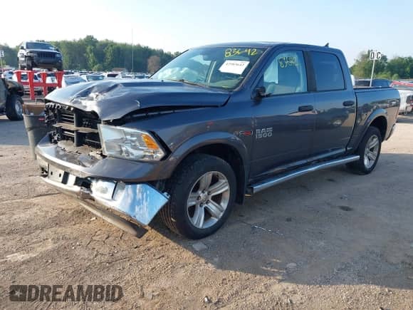2014 Ram 1500 Big Horn z VIN 1C6RR7LM0ES386085, wystawiony jako IAAI lot #42983642 z przebiegiem 145 238 mil mil oraz . Historia ofert i sprzedaży dostępna na DreamBid. Obrazek 2.