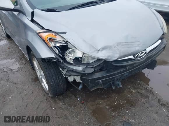 2012 Hyundai Elantra Limited z VIN KMHDH4AE5CU356934, wystawiony jako IAAI lot #40356500 z przebiegiem 146 989 mil mil oraz . Historia ofert i sprzedaży dostępna na DreamBid. Obrazek 6.