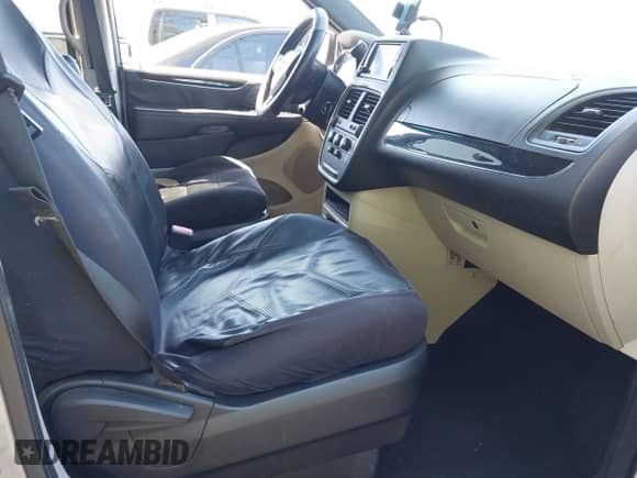 2014 Dodge Grand Caravan American Value with VIN 2C4RDGBG5ER422065, listed as a IAAI auction lot 41901695 with 215,826 mi miles and . Bid and sale history available at DreamBid. Image 5.