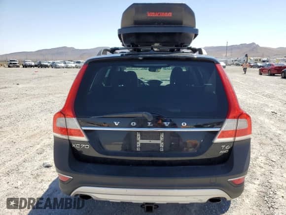 2015 Volvo XC70 T6 Platinum z VIN YV4902NM9F1221465, wystawiony jako Copart lot #62337963 z przebiegiem 161 889 mil mil oraz . Historia ofert i sprzedaży dostępna na DreamBid. Obrazek 6.