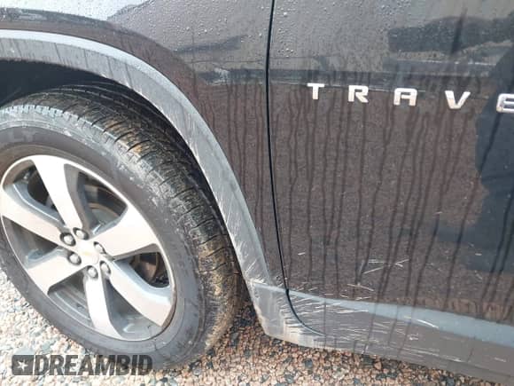 2018 Chevrolet Traverse LT с VIN 1GNERHKW9JJ262551, выставлен на аукционе IAAI как лот 42928626 с пробегом 152 991 миль миль и . История ставок и продаж доступна на DreamBid. Изображение 6.