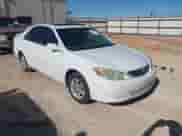 2004 Toyota Camry LE z VIN 4T1BE32K64U378683, wystawiony jako IAAI lot #43494592 z przebiegiem 15 022 mil mil oraz . Historia ofert i sprzedaży dostępna na DreamBid. Obrazek 1.