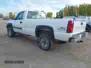2005 Chevrolet Silverado 2500HD Work Truck with VIN 1GCHK24U95E139298, listed as a IAAI auction lot 43432101 with 85,773 mi miles and . Bid and sale history available at DreamBid. Image 3.