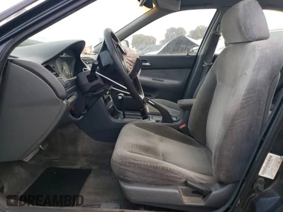 1994 Honda Accord LX z VIN 1HGCD5638RA190882, wystawiony jako Copart lot #78066224 z przebiegiem 211 919 mil mil oraz Szkoda całkowita • Salvage title. Historia ofert i sprzedaży dostępna na DreamBid. Obrazek 7.