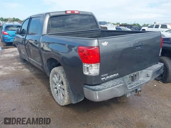 2013 Toyota Tundra с VIN 5TFEM5F12DX059359, выставлен на аукционе IAAI как лот 42451101 с пробегом 236 522 миль миль и . История ставок и продаж доступна на DreamBid. Изображение 3.