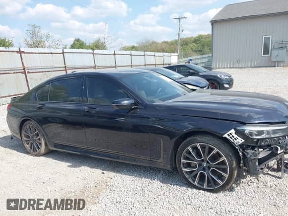 2020 BMW 7 Series 740i z VIN WBA7T2C09LCD15654, wystawiony jako IAAI lot #43329608 z przebiegiem 66 514 mil mil oraz . Historia ofert i sprzedaży dostępna na DreamBid. Obrazek 14.