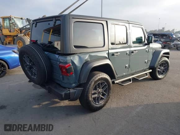 2024 Jeep Wrangler Willys с VIN 1C4PJXDG3RW305224, выставлен на аукционе IAAI как лот 41215995 с пробегом 5 144 миль миль и . История ставок и продаж доступна на DreamBid. Изображение 4.
