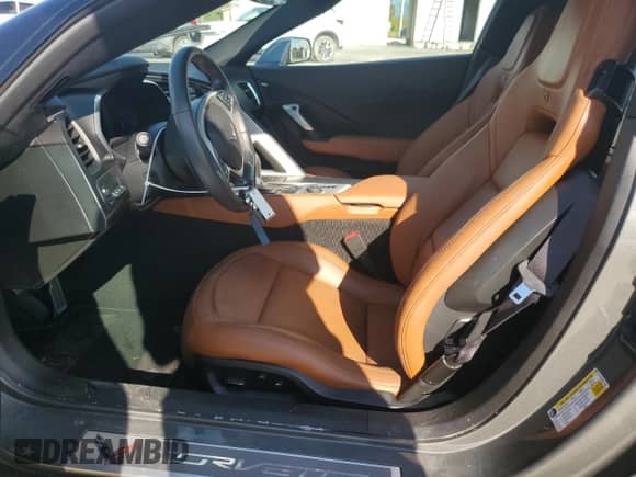 2016 Chevrolet Corvette 2LT с VIN 1G1YD2D79G5111484, выставлен на аукционе Copart как лот 73873324 с пробегом Не указан миль и На запчасти • Non repairable. История ставок и продаж доступна на DreamBid. Изображение 7.