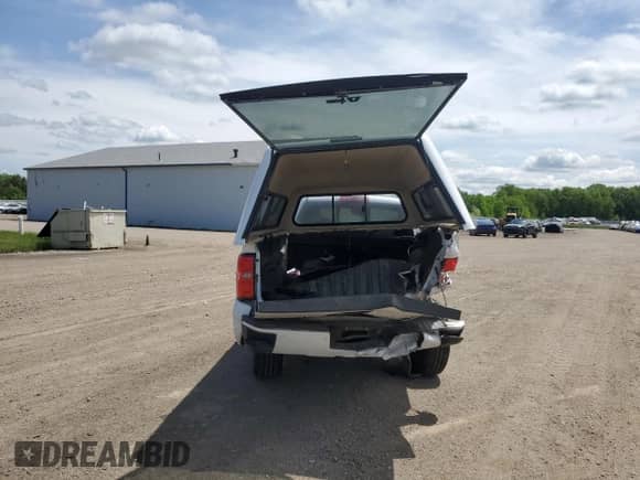 2019 Chevrolet Silverado 3500HD High Country с VIN 1GC4KYEY5KF229203, выставлен на аукционе Copart как лот 57659055 с пробегом 98 327 миль миль и Списание • Salvage title. История ставок и продаж доступна на DreamBid. Изображение 6.