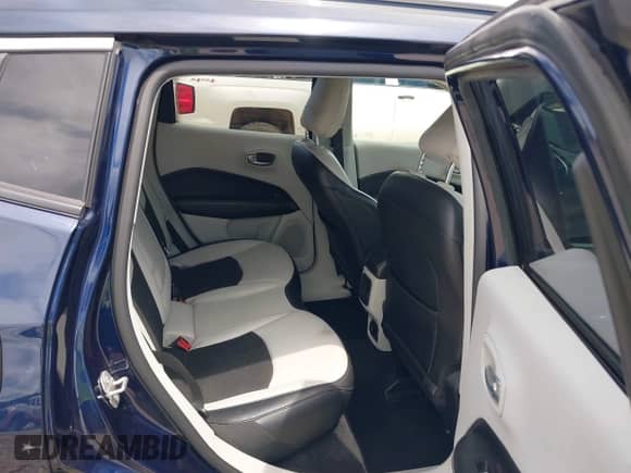 2019 Jeep Compass Altitude with VIN 3C4NJCBB4KT802866, listed as a IAAI auction lot 42585213 with 78,948 mi miles and . Bid and sale history available at DreamBid. Image 8.