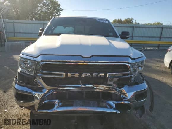 2022 Ram 1500 Big Horn z VIN 1C6RRFMGXNN433060, wystawiony jako Copart lot #76702614 z przebiegiem 49 016 mil mil oraz Szkoda całkowita • Salvage title. Historia ofert i sprzedaży dostępna na DreamBid. Obrazek 5.