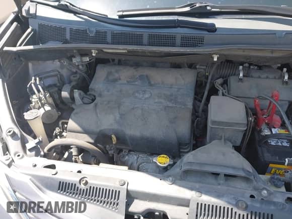 2016 Toyota Sienna LE AAS with VIN 5TDKK3DC8GS694887, listed as a IAAI auction lot 42698112 with 177,020 mi miles and . Bid and sale history available at DreamBid. Image 10.