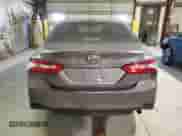 2019 Toyota Camry SE z VIN 4T1B11HKXKU712993, wystawiony jako Copart lot #80261855 z przebiegiem 88 636 mil mil oraz Szkoda całkowita • Salvage title. Historia ofert i sprzedaży dostępna na DreamBid. Obrazek 6.