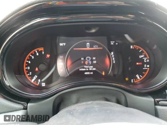 2024 Dodge Durango Pursuit z VIN 1C4RDJFG6RC147750, wystawiony jako Copart lot #63186105 z przebiegiem 4 803 mil mil oraz Szkoda całkowita • Salvage title. Historia ofert i sprzedaży dostępna na DreamBid. Obrazek 9.