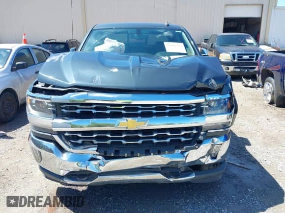 2017 Chevrolet Silverado 1500 LTZ z VIN 3GCPCSEC7HG478072, wystawiony jako IAAI lot #41866313 z przebiegiem 117 410 mil mil oraz . Historia ofert i sprzedaży dostępna na DreamBid. Obrazek 12.