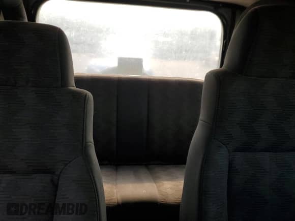 2003 Jeep Wrangler X z VIN 1J4FA39S23P359983, wystawiony jako Copart lot #59469005 z przebiegiem 118 585 mil mil oraz Czysty tytuł • Clean title. Historia ofert i sprzedaży dostępna na DreamBid. Obrazek 10.