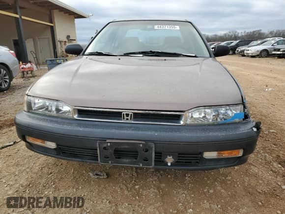 1991 Honda Accord с VIN 1HGCB7649MA181918, выставлен на аукционе Copart как лот 44371355 с пробегом 93 114 миль миль и Списание • Salvage title. История ставок и продаж доступна на DreamBid. Изображение 5.