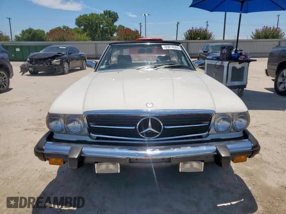 1982 Mercedes-Benz 380 SL with VIN WDBBA45A9CB013397, listed as a Copart auction lot 65818565 with 64,658 mi miles and Clean title. Bid and sale history available at DreamBid. Image 5.