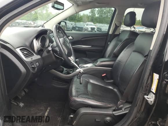 2014 Dodge Journey R/T z VIN 3C4PDCEG7ET227013, wystawiony jako Copart lot #55409384 z przebiegiem 121 859 mil mil oraz Szkoda całkowita • Salvage title. Historia ofert i sprzedaży dostępna na DreamBid. Obrazek 7.