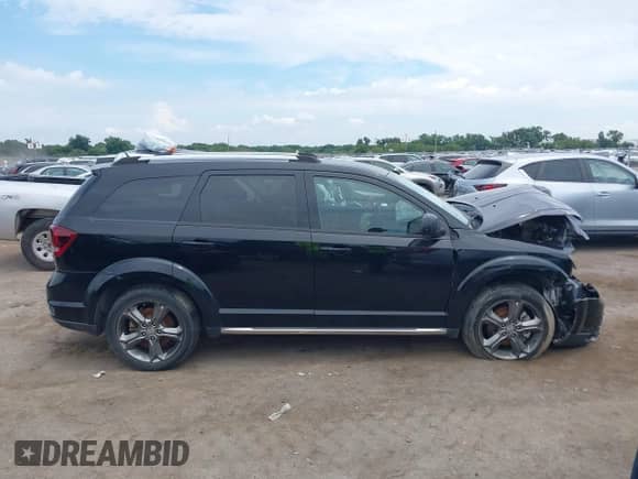 2016 Dodge Journey Crossroad Plus with VIN 3C4PDCGB4GT107108, listed as a IAAI auction lot 42969854 with 124,198 mi miles and . Bid and sale history available at DreamBid. Image 12.