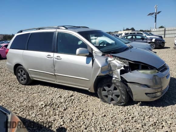 2004 Toyota Sienna XLE z VIN 5TDZA22C54S115784, wystawiony jako Copart lot #82240335 z przebiegiem 277 943 mil mil oraz Szkoda całkowita • Salvage title. Historia ofert i sprzedaży dostępna na DreamBid. Obrazek 4.