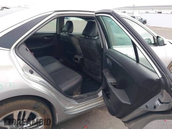 2017 Toyota Camry SE with VIN 4T1BF1FK8HU298755, listed as a IAAI auction lot 43049119 with 74,741 mi miles and . Bid and sale history available at DreamBid. Image 8.