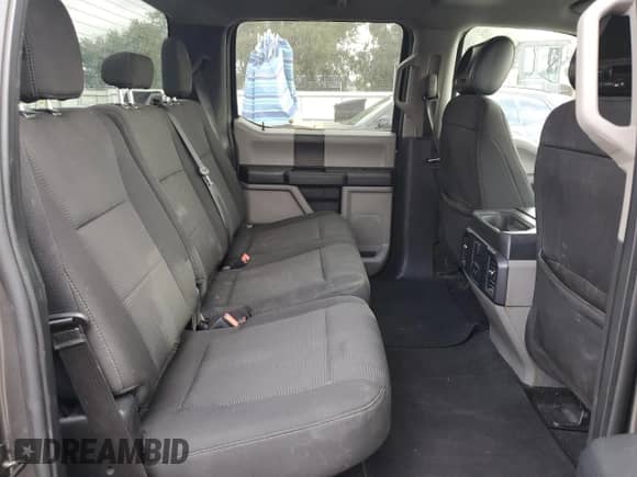 2018 Ford F-150 XL z VIN 1FTEW1CP7JKC25122, wystawiony jako Copart lot #86538425 z przebiegiem 118 557 mil mil oraz Szkoda całkowita • Salvage title. Historia ofert i sprzedaży dostępna na DreamBid. Obrazek 10.