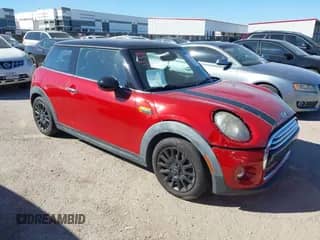 2014 MINI Hardtop with VIN WMWXM5C57ET730255, listed as a IAAI auction lot 43502210 with Not provided miles and . Bid and sale history available at DreamBid. Image 1.
