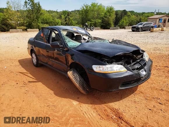2000 Honda Accord LX с VIN 1HGCG6552YA039440, выставлен на аукционе Copart как лот 53778555 с пробегом Не указан миль и Списание • Salvage title. История ставок и продаж доступна на DreamBid. Изображение 10.