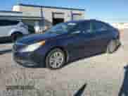 2012 Hyundai Sonata GLS z VIN 5NPEB4ACXCH365258, wystawiony jako Copart lot #82336425 z przebiegiem 205 044 mil mil oraz Czysty tytuł • Clean title. Historia ofert i sprzedaży dostępna na DreamBid. Obrazek 1.