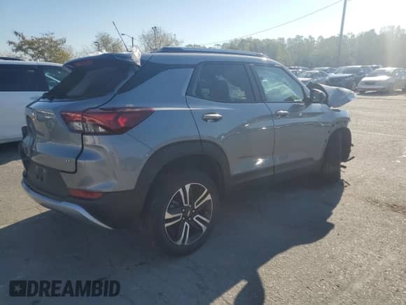 2023 Chevrolet TrailBlazer LT with VIN KL79MRSL0PB192829, listed as a Copart auction lot 84862915 with 42,307 mi miles and Salvage title. Bid and sale history available at DreamBid. Image 3.