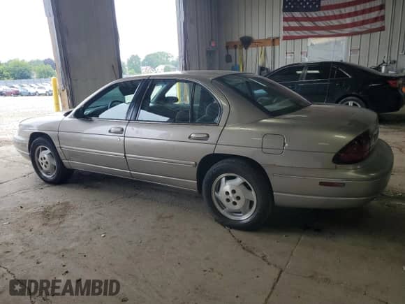 1999 Chevrolet Lumina с VIN 2G1WL52M8X9198771, выставлен на аукционе Copart как лот 66528585 с пробегом 112 560 миль миль и На запчасти • Non repairable. История ставок и продаж доступна на DreamBid. Изображение 2.
