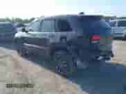 2018 Jeep Grand Cherokee Overland z VIN 1C4RJFCG9JC236856, wystawiony jako IAAI lot #42117905 z przebiegiem 109 330 mil mil oraz . Historia ofert i sprzedaży dostępna na DreamBid. Obrazek 3.