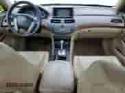 2008 Honda Accord EX-L z VIN 1HGCP26828A134145, wystawiony jako Copart lot #69133055 z przebiegiem 265 407 mil mil oraz Szkoda całkowita • Salvage title. Historia ofert i sprzedaży dostępna na DreamBid. Obrazek 8.