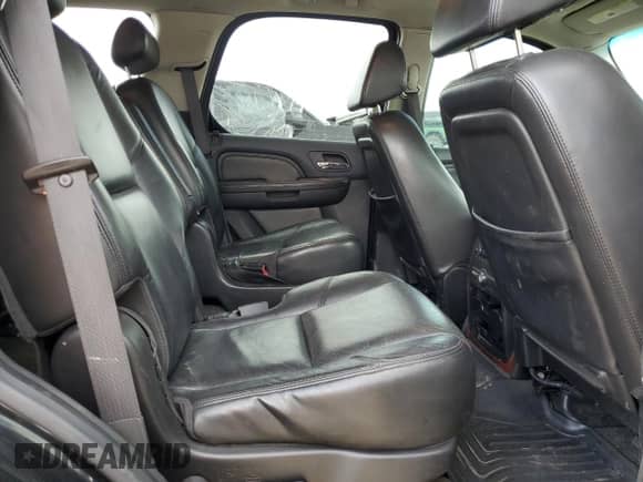 2008 Cadillac Escalade with VIN 1GYFK63858R271985, listed as a Copart auction lot 82132985 with 129,587 mi miles and Salvage title. Bid and sale history available at DreamBid. Image 10.