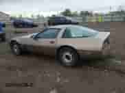 1985 Chevrolet Corvette с VIN 1G1YY0783F5134495, выставлен на аукционе Copart как лот 86997095 с пробегом 83 437 миль миль и Чистый • Clean title. История ставок и продаж доступна на DreamBid. Изображение 2.