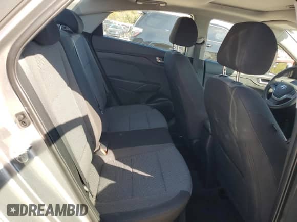 2021 Hyundai Accent Limited z VIN 3KPC34A63ME150065, wystawiony jako Copart lot #74012084 z przebiegiem 38 232 mil mil oraz Szkoda całkowita • Salvage title. Historia ofert i sprzedaży dostępna na DreamBid. Obrazek 10.