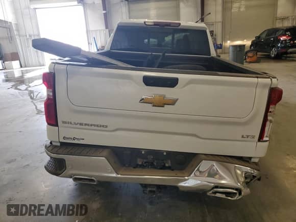 2025 Chevrolet Silverado 1500 with VIN 3GCUKGED5SG218756, listed as a Copart auction lot 58218715 with Not provided miles and Salvage title. Bid and sale history available at DreamBid. Image 6.