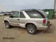 2000 Chevrolet Blazer LS с VIN 1GNCS18W9YK206592, выставлен на аукционе Copart как лот 54295205 с пробегом 200 617 миль миль и Чистый • Clean title. История ставок и продаж доступна на DreamBid. Изображение 2.